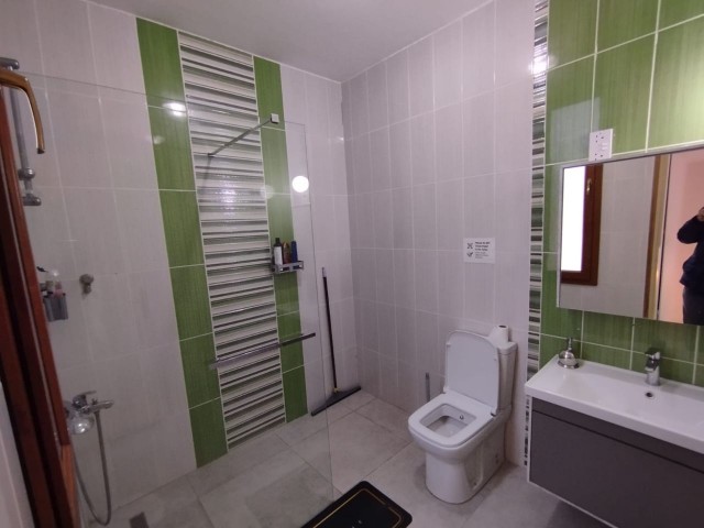 4+1 LUXUSVILLA ZU VERMIETEN IN GİRNE ZEYTİNLİK