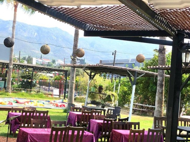 Restaurant- und Bargeschäft zum Verkauf in Çatalköy, Kyrenia