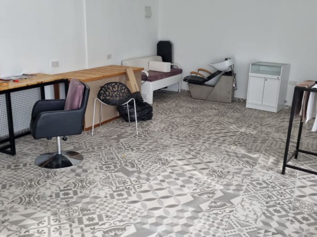 Zu verkaufen Arbeitsplatz, Schönheitssalon Black Pearl, Kyrenia, Bezirk Çatalköy.