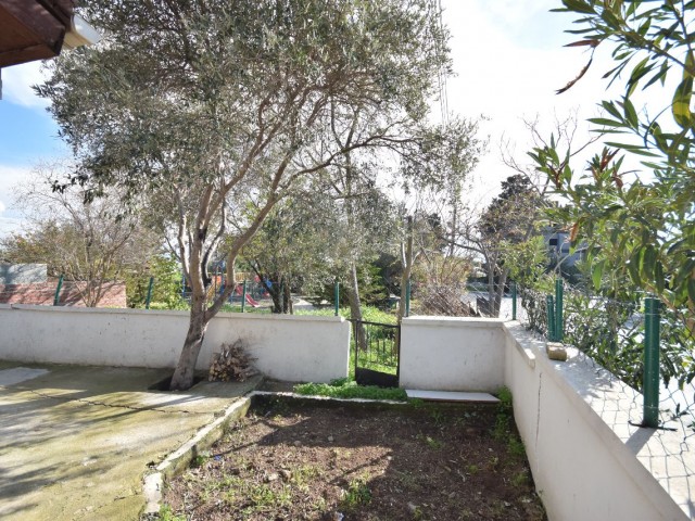 Opportunity! Fully Built, Cost-Free, Detached, Corner Location House for Sale in Girne Bosphorus