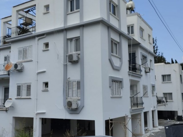  3+1 FLAT FOR SALE IN KYRENIA/ UPPER KYRENIA (ACİLLLL)