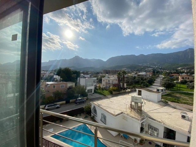 3+1 freistehende Villa mit Bergblick zum Verkauf in Karaoğlanoğlu, Kyrenia, in der Nähe von Hotels und der Hauptstraße