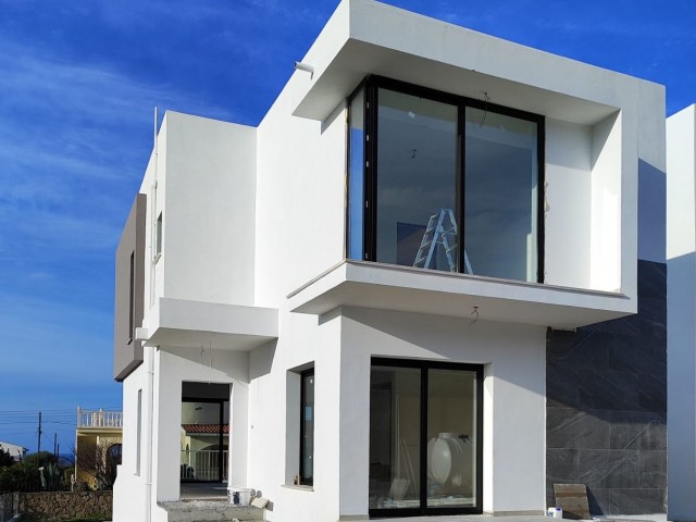 Modern Design 500 Meters to the Sea Opportunity 3+1 Villa for Sale in Karşıyaka, Kyrenia with Sea and Mountain Views