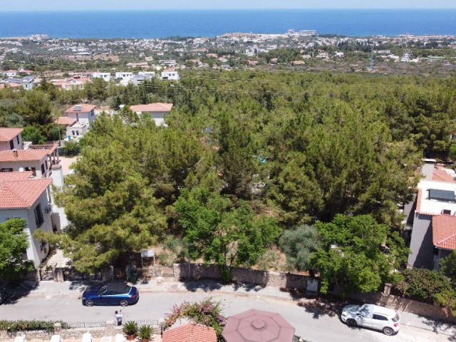 659 m² Gelegenheitsgrundstück zum Verkauf in Kyrenia Bellapais, Grundstück mit 35 % Bebauung