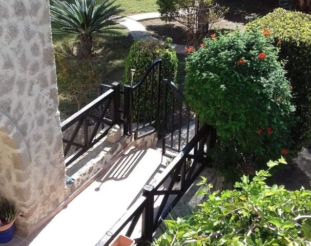 Girne, Bellapais'te kiralık 3+1 villa