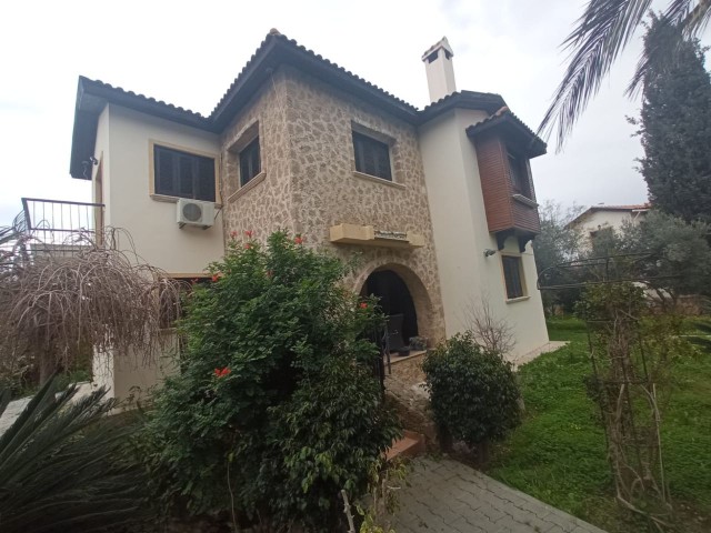 3+1 villa for rent in Bellapais, Kyrenia