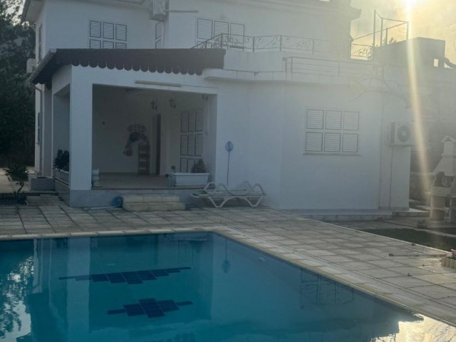 Luxury villa with pool for sale in Kyrenia, Alsancak