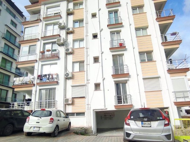 3+1 apartment for rent in Kyrenia Center, 600 meters from Nicosia circle