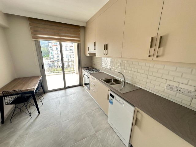 GİRNE/ MRK.DE KİRALIK  3+1 LÜKS DAİRE /3+1 LUXURY FLAT FOR RENT IN KYRENIA/MRK.