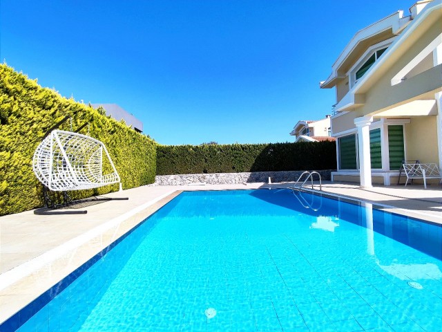 3+1 luxury villa for rent in Alsancak