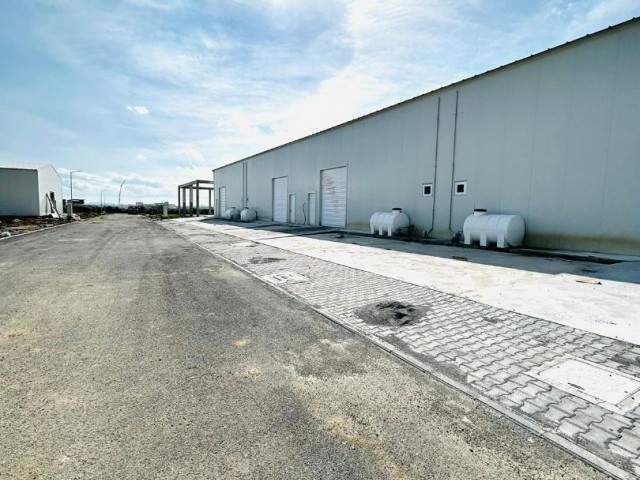 175 M2 WAREHOUSES FOR RENT IN THE INDUSTRIAL ZONE IN HASPOLAT LEFKOŞA