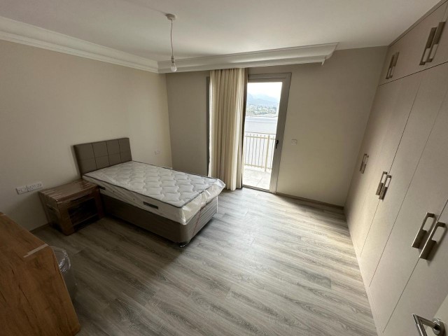 GİRNE MERKEZ'DE KİRALIK 3+1 FULL EŞYALI  LÜKS PENTHOUSE 