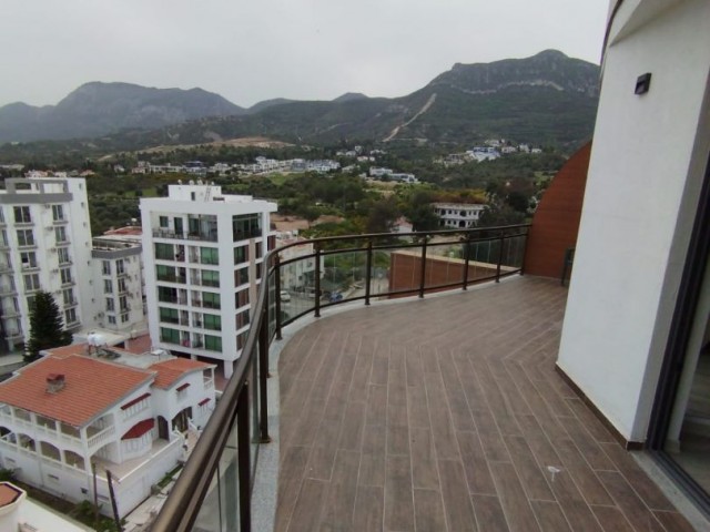 GİRNE/ MERKEZ DE SATILIK 3+1 LÜKS DAİRE/3+1 LUXURY FLAT FOR SALE IN KYRENIA/CENTER