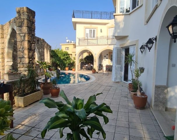 Magnificent, spacious 3+1 villa for sale in Ozanköy, Kyrenia