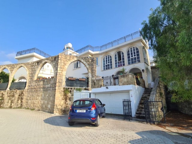 Magnificent, spacious 3+1 villa for sale in Ozanköy, Kyrenia