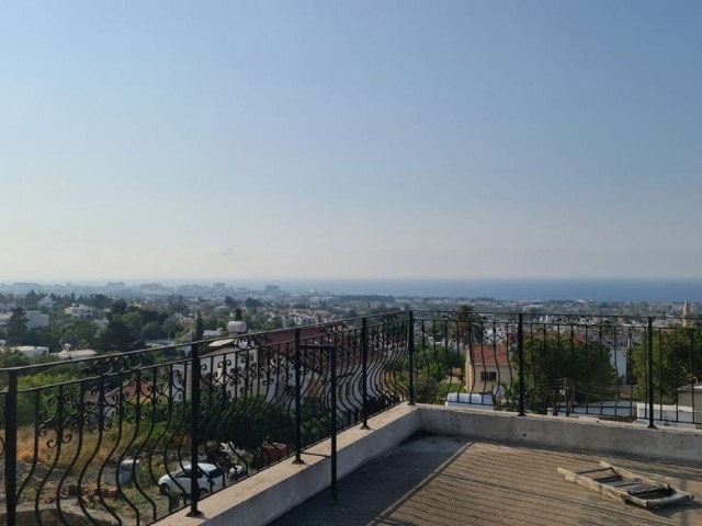 Wunderschöne, geräumige 3+1-Villa zum Verkauf in Ozanköy, Kyrenia