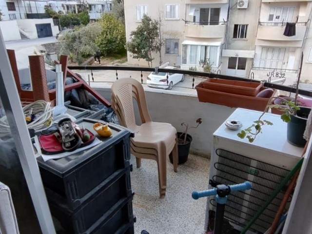 GİRNE/ LAPTA DA SATILIK 2+1 KELEPİR DAİRE/2+1 BARGAIN FLAT FOR SALE IN KYRENIA/ LAPTA