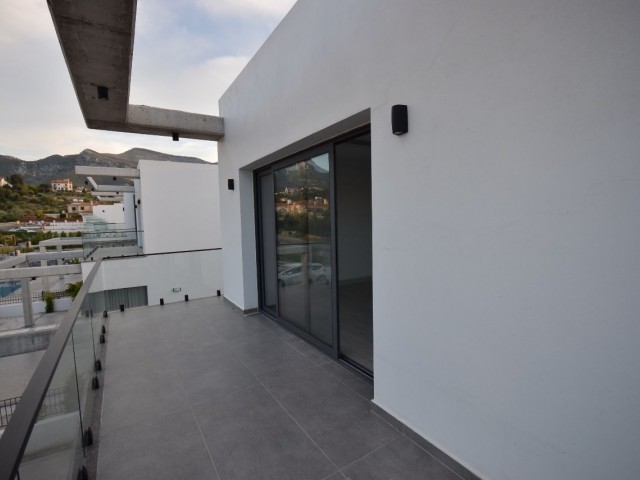 New 3+1 Garden Villa in a Magnificent Location Parallel to the Main Road in Kyrenia Çatalköy