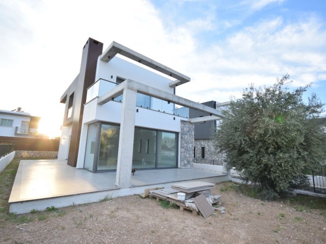 New 3+1 Garden Villa in a Magnificent Location Parallel to the Main Road in Kyrenia Çatalköy