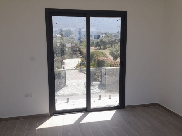  Girne Çatalkoy Bölgesi satılık 4+1 lüks villa