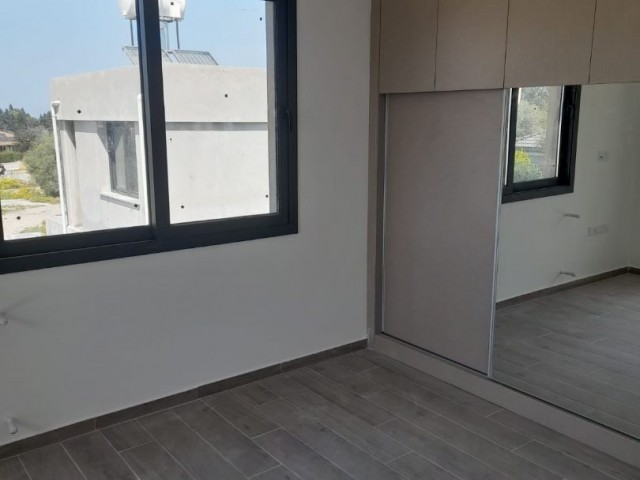  Girne Çatalkoy Bölgesi satılık 4+1 lüks villa