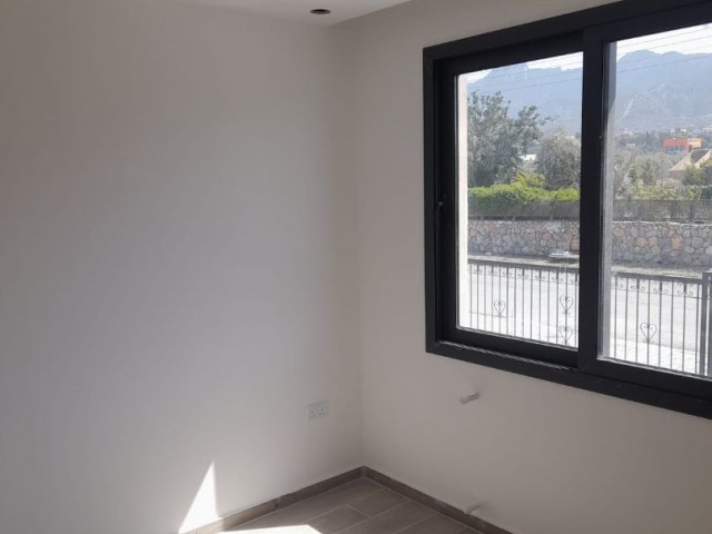  Girne Çatalkoy Bölgesi satılık 4+1 lüks villa