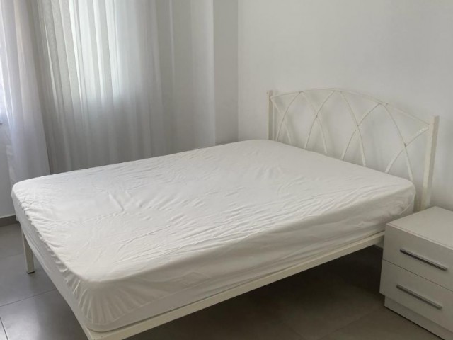 GİRNE/ MERKEZDE KİRALIK 1+1 LÜKS DAİRE /1+1 LUXURY FLAT FOR RENT IN KYRENIA/CENTER