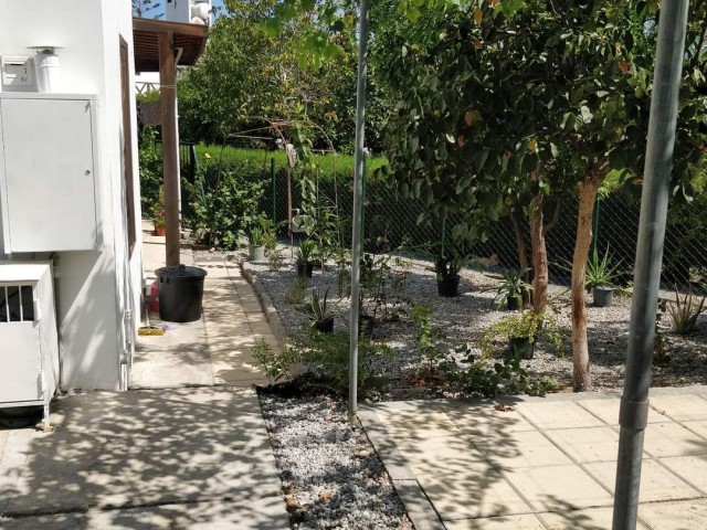 2+1 bungalow for sale in Kyrenia, Edremit