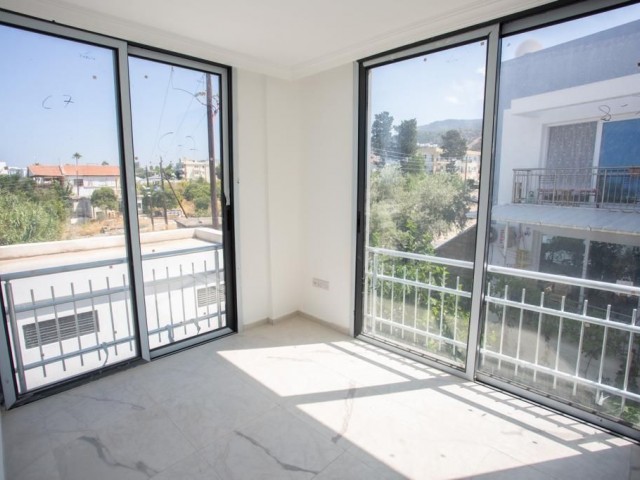 GİRNE/ LAPTA DA SATILIK 2+1 SIFIR LÜKS DAİRE/2+1 NEW LUXURY FLAT FOR SALE IN KYRENIA/LAPTA