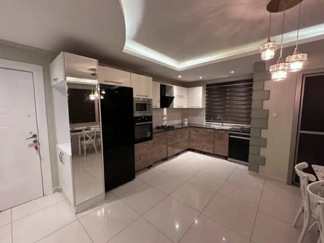  2+1 FLAT FOR SALE IN KYRENIA/CENTER URGENTLY!!!