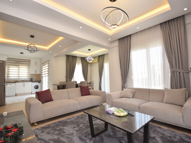Gelegenheit im Kyrenia Center! 200 m2 4+1 Penthouse-Wohnung zum Verkauf in zentraler Lage