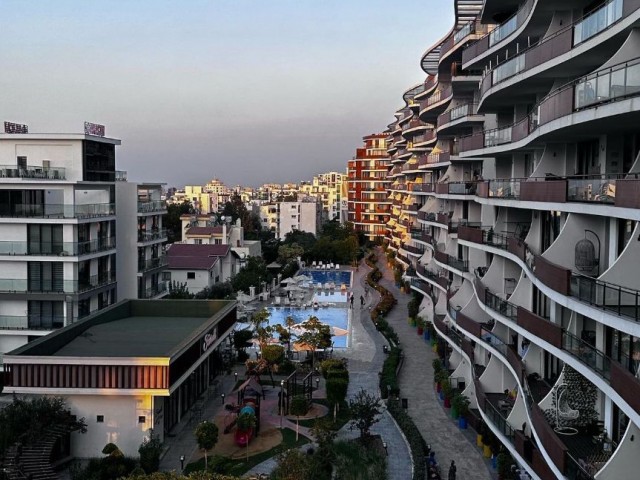 2+1 Flat for Rent in a Complex in Kyrenia Center