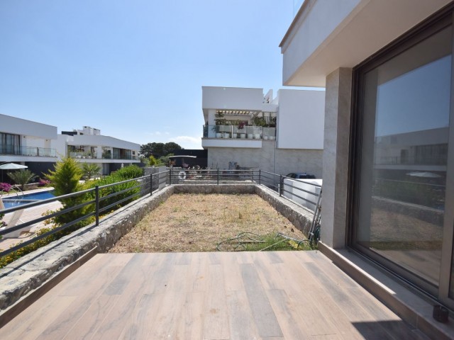2+1 Flat for Sale in Emtan Green Park, Close to Escape Beach and National Park in Alsancak