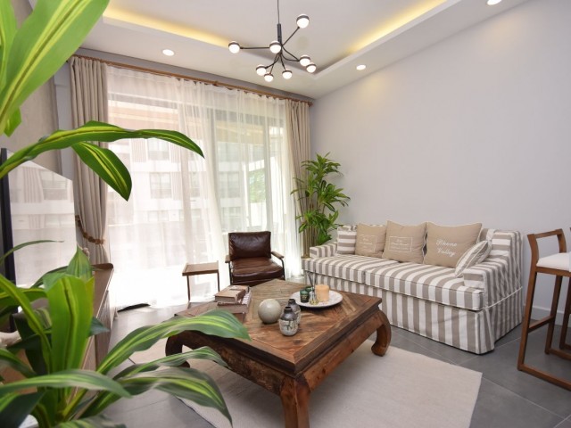 Luxuriöse, voll möblierte 2+1-Wohnung zum Verkauf an einem speziell gestalteten Standort im Zentrum von Kyrenia
