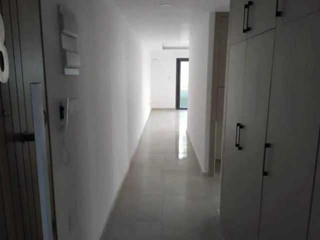 2+1 LUXUSWOHNUNG ZU VERMIETEN IN GIRNE/ ALSANCAK