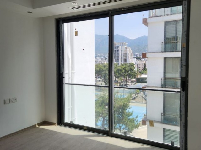 2+1 apartment for sale near the sea in Kashgar district of Kyrenia Center