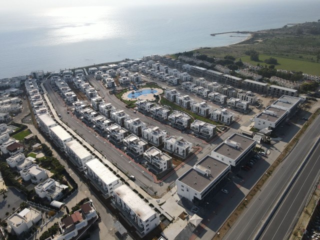 1+1 loft apartment for sale with seaside and mountain views in Iskele, Cyprus