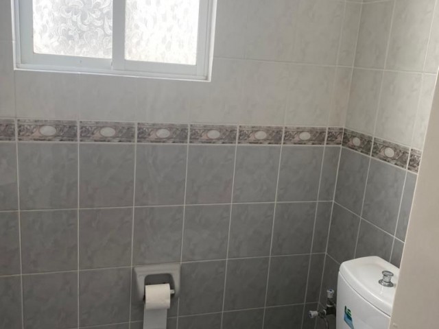 LARGE FLAT FOR RENT FROM THE OWNER CENTRAL LOCATION