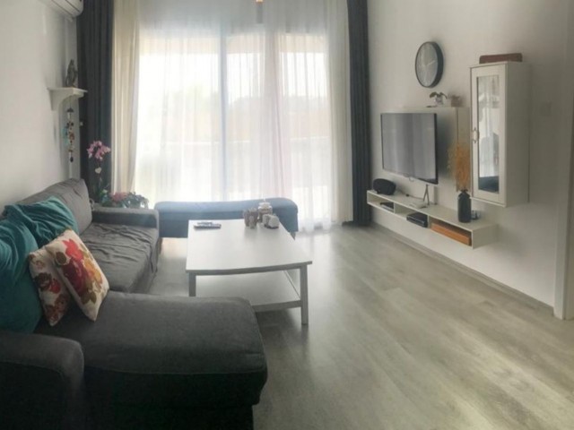 Möblierte 1+1-Wohnung zur Miete in einem Komplex mit Sozialbereichen in der Region Iskele Longbeach