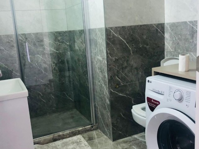 Yeniboğaziçinin gözde bölgesinde deniz manzaralı penthouse