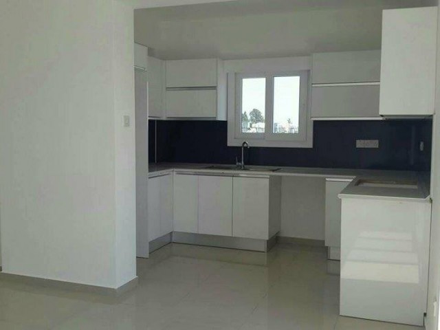 0 Wohnung zum Verkauf in Famagusta Kaliland Informationen: 05338653644 ** 