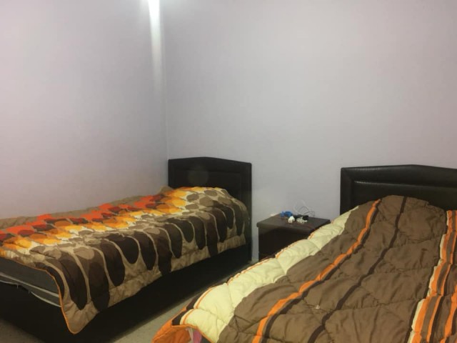 Mağusa Merkezde Satılık Eşyalı 3+1 Daiere Bilgi için:05338649682