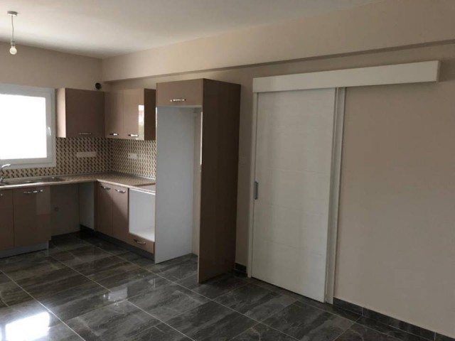 Neue 2+1 Wohnung mit Steuern in Kaliland für Informationen:05338649682 ** 