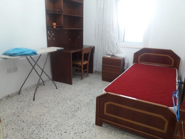 تخت برای فروش in Karakol, فاماگوستا