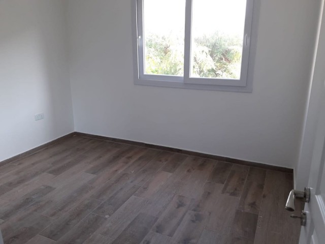 Neue 2 + 1 Wohnung zum Verkauf in Gülseren Region für Informationen:05338867072 ** 