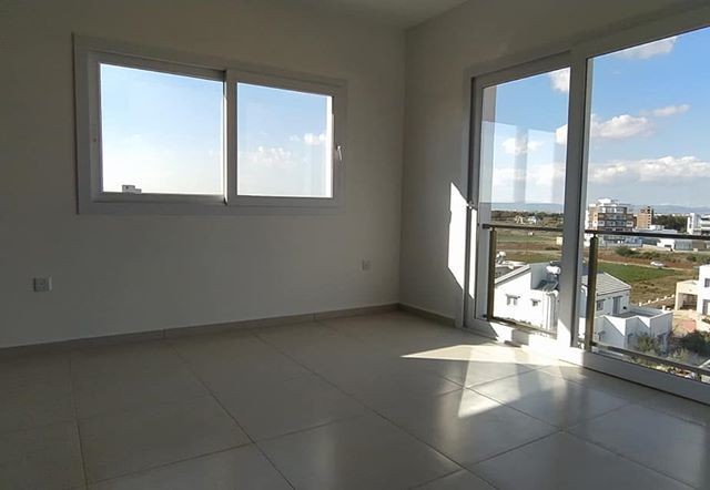 New Apartment for Sale In the City Mall Area. ** 