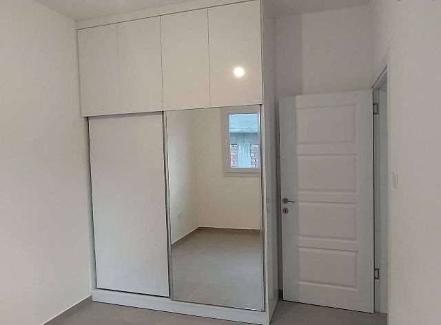 2+1 Wohnung zum Verkauf in Canakkale Region für Informationen:05338867072 ** 