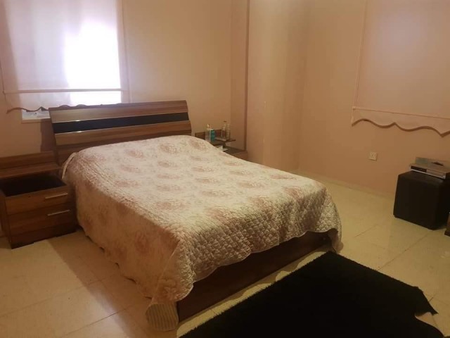 MAĞUSA TUZLA BÖLGESİ BAKIMLI EV Bilgi için:05338653644