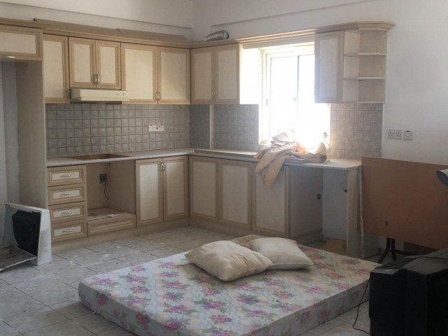 2 + 1 Duplex in Tuzla für Informationen:05338649682 ** 