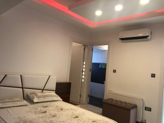 Tuzla Bölgesinde Satılk  Özel Havuzlu 4+1 Villa Bilgi için:05338867072